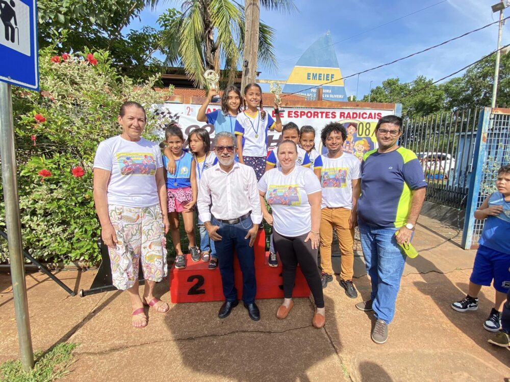 Carreta Batidão da Alegria chega com Papai Noel nesta sexta em Castilho –  Roni Paparazzi