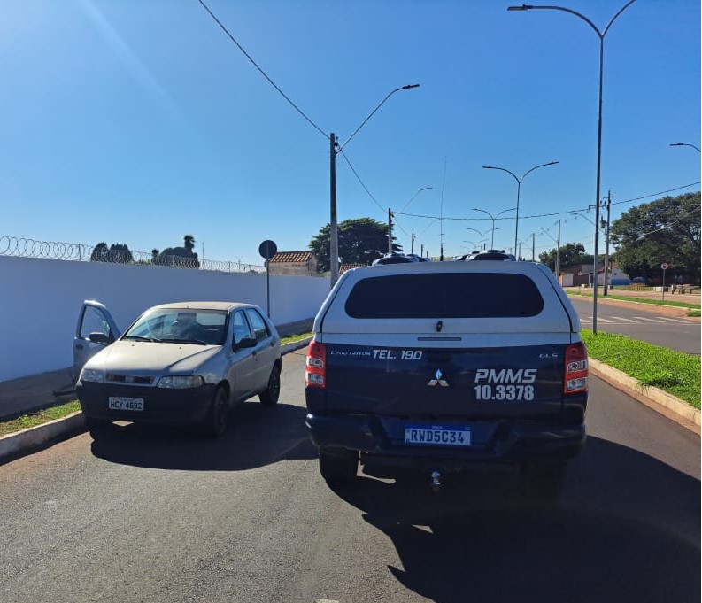 Polícia Militar de Três Lagoas prende autor de furto de som de carro