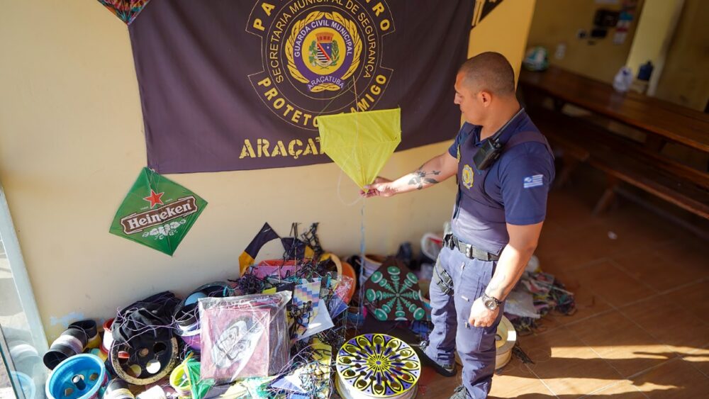 GCM de Araçatuba apreende mais de 380 pipas com cerol em operação de combate ao uso de linha cortante