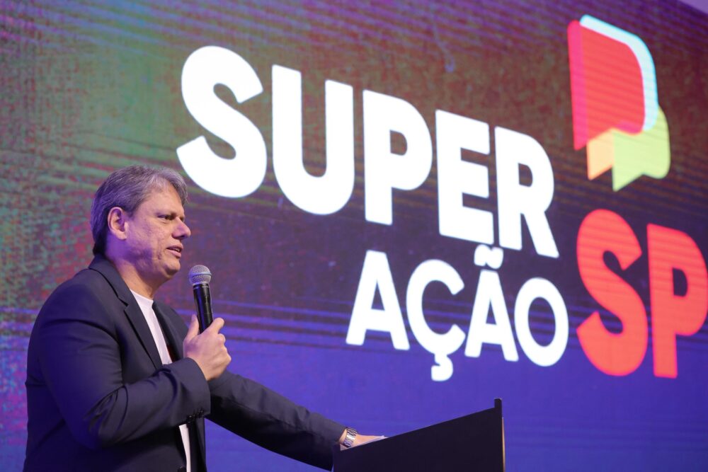 São Paulo lança prontuário eletrônico familiar gratuito para apoiar municípios no combate à pobreza