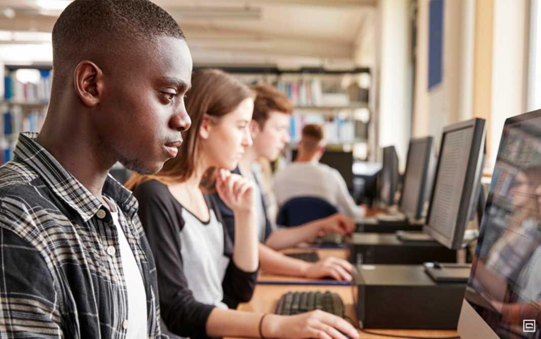 Cursos gratuitos e online em tecnologia têm 1.120 vagas abertas para moradores