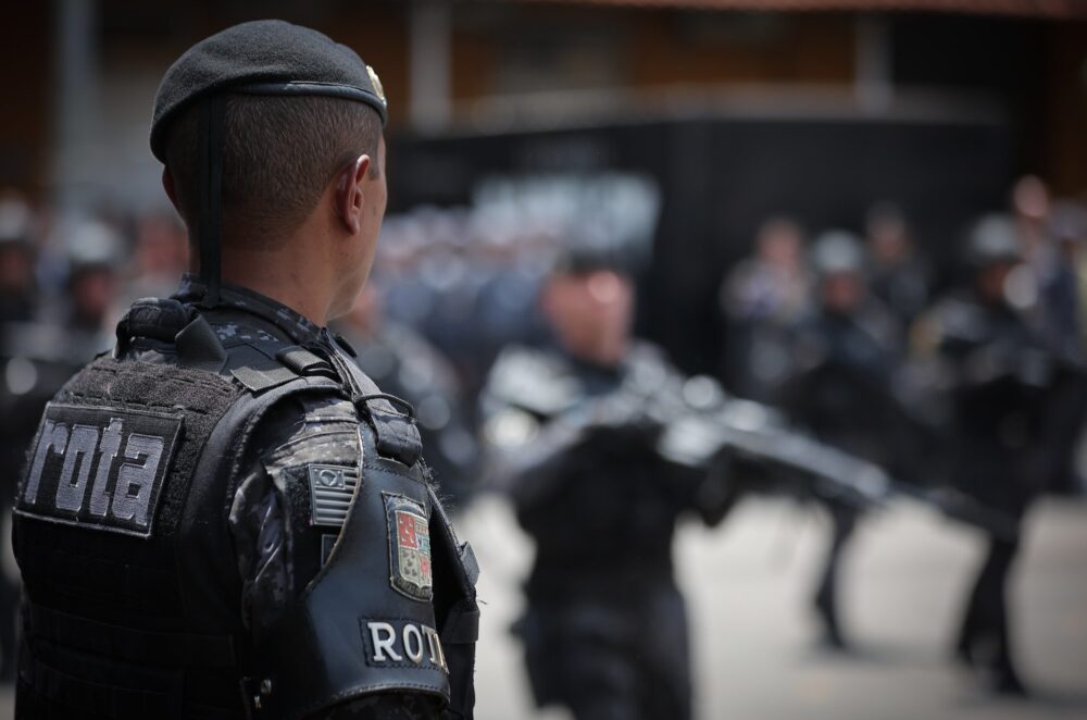 Mulher condenada por associação ao tráfico é presa pela Rota