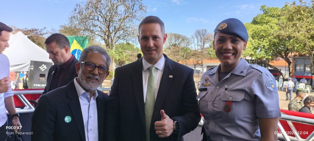 Prefeito de Castilho prestigia posse do novo comandante do CPI-10 e solicita reforço no efetivo da PM para o município