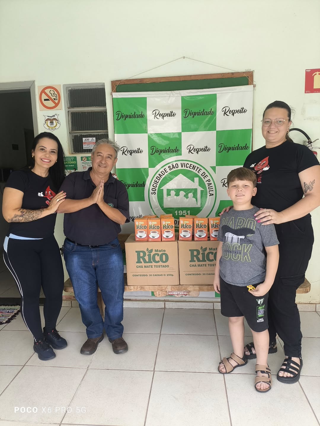 Solidariedade em ação: Grupo Luluzinhas e Bolinhas realiza doação de chá mate em Andradina