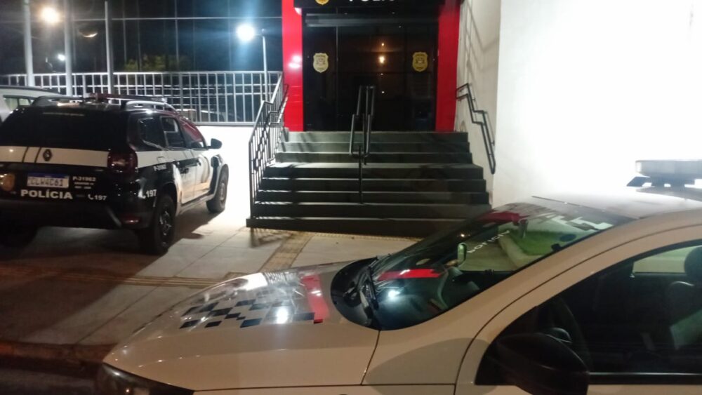 Servidor público é preso por embriaguez, desacato e resistência após acidente em Castilho