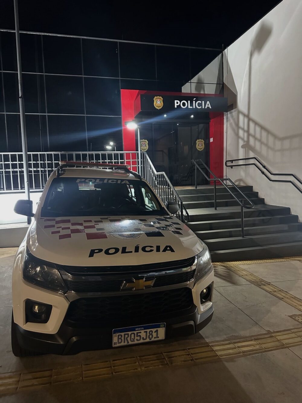 Casal comerciante de Andradina condenado por tráfico é preso pela Força Tática em rancho às margens do Rio Paraná em Castilho