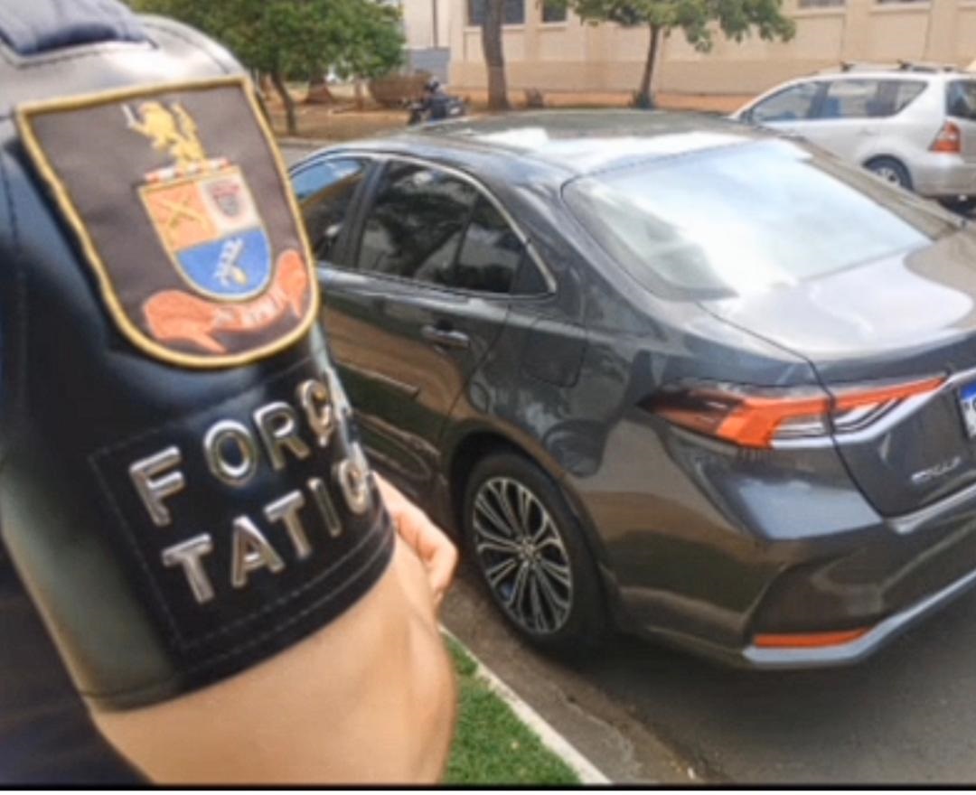 Força Tática recupera Corolla roubado e prende condutora por receptação em Araçatuba