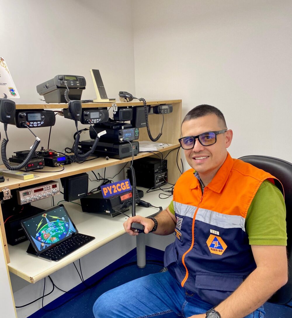 A Voz que Nunca Silencia: Entrevista com Lucas (PY2TEL), Radioamador, Coordenador Regional da REER-SP e Cabo da PM em Andradina