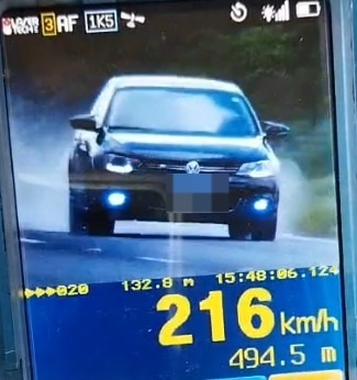 Imprudência extrema: veículo é flagrado a 216 km/h na SP-300 em Andradina