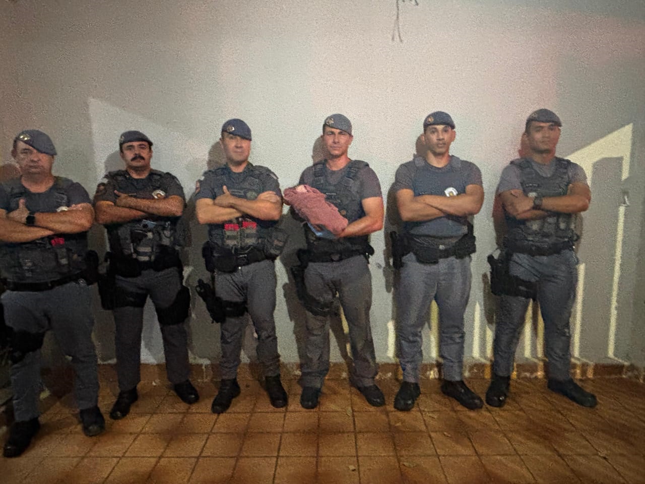 PM realiza parto e bebê nasce bem em Araçatuba