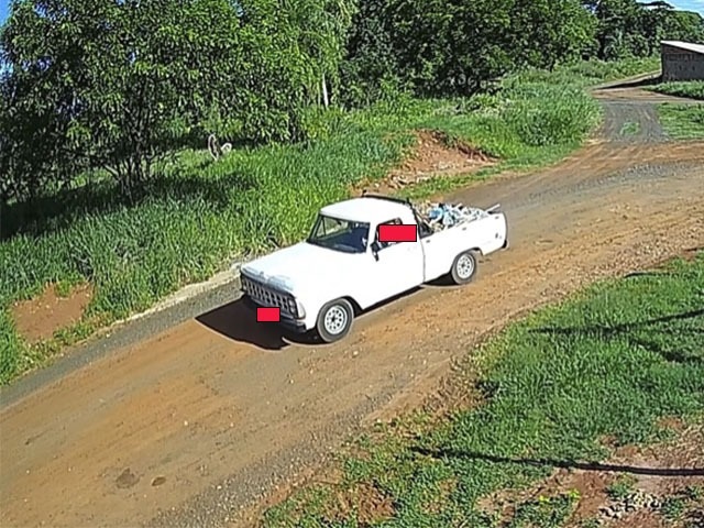 Câmeras flagram descarte ilegal em Castilho