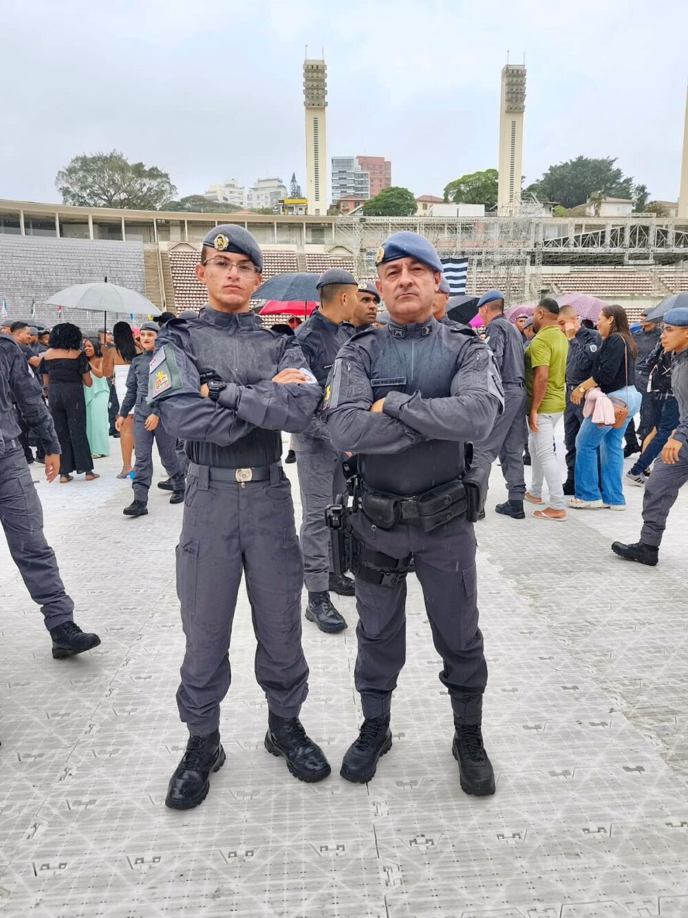 Emoção marca formatura do Módulo Básico dos novos Soldados da PM no Estádio do Pacaembu