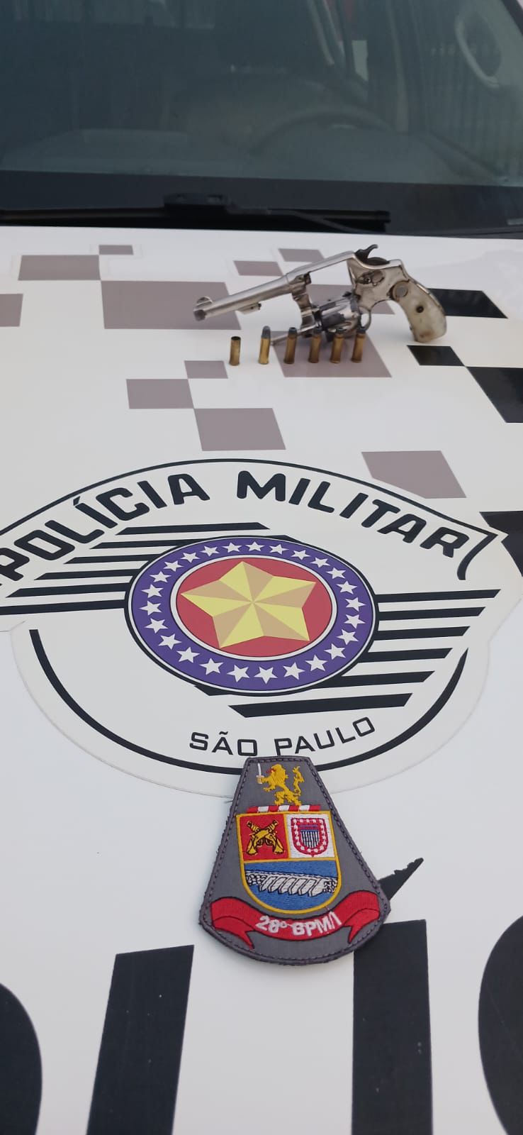 Discussão termina em agressão e disparo de arma de fogo na Vila Mineira