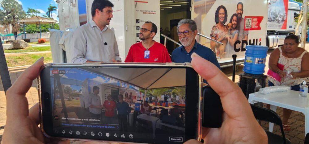 CDHU Móvel movimenta a Praça da Matriz e amplia acesso a serviços habitacionais em Castilho