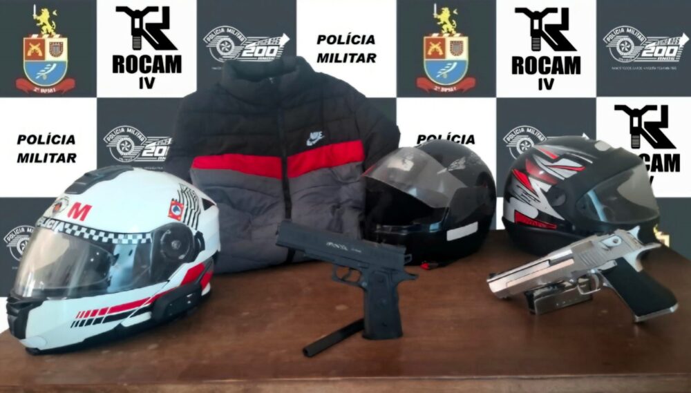 PM apreende réplicas de arma após abordagem em Birigui