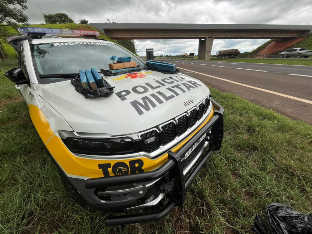 TOR apreende mais de 10 kg de drogas em ônibus na SP-300, em Guararapes