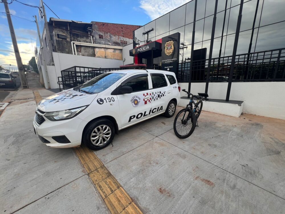 PM recupera bicicleta furtada e devolve à vítima