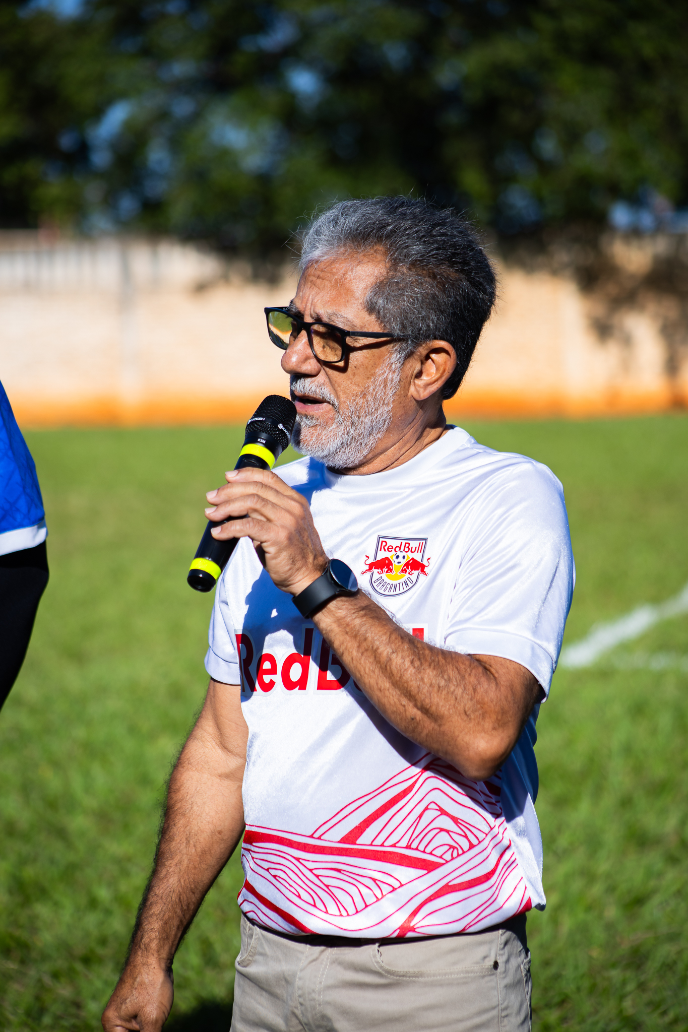 Castilho amplia licença para servidores