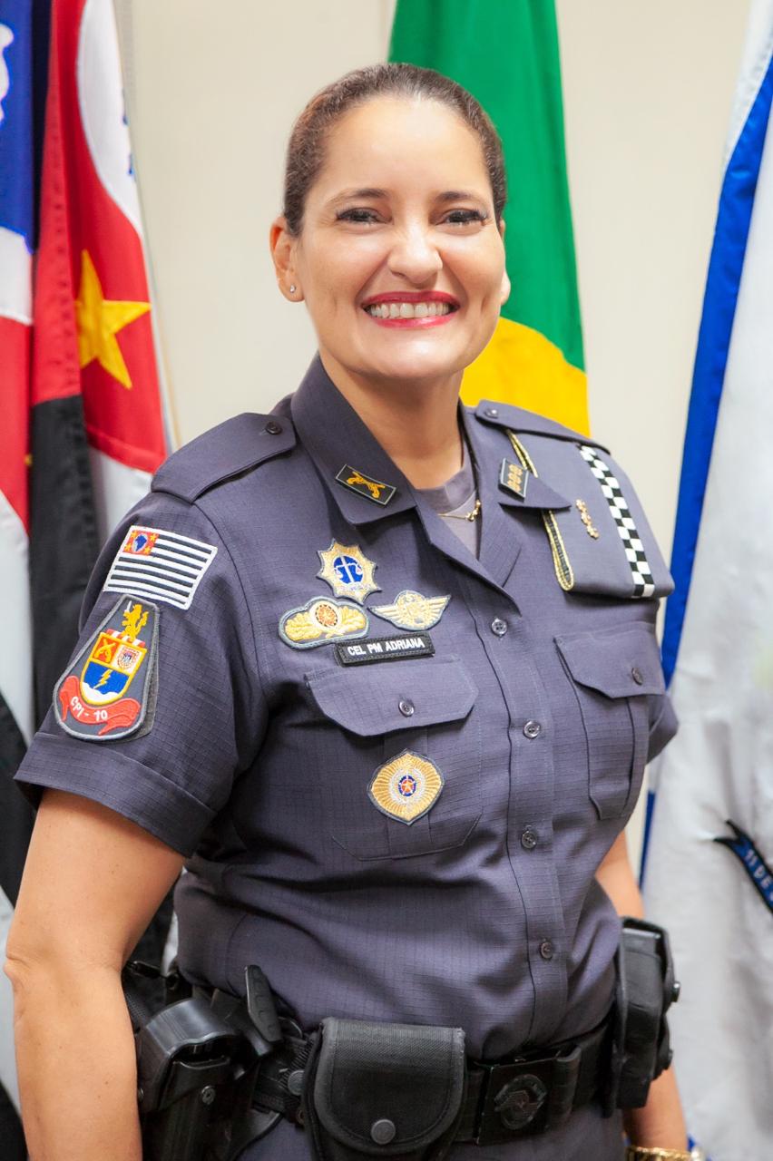 Coronel Adriana inspira mulheres na PM