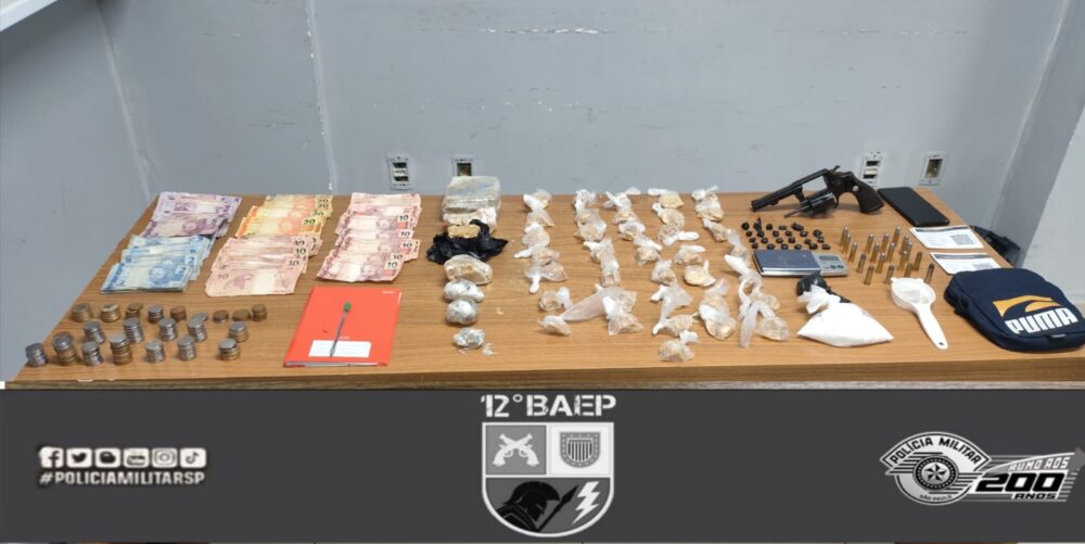 Homem é preso com droga e arma