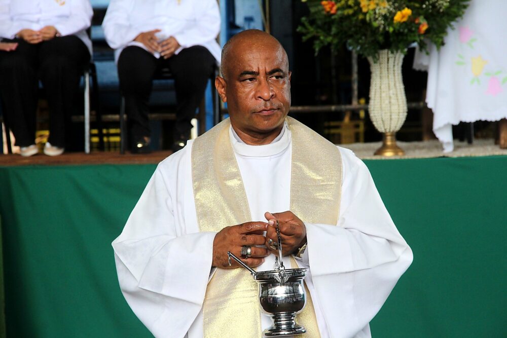 Padre Edvaldo celebra 12 anos de sacerdócio