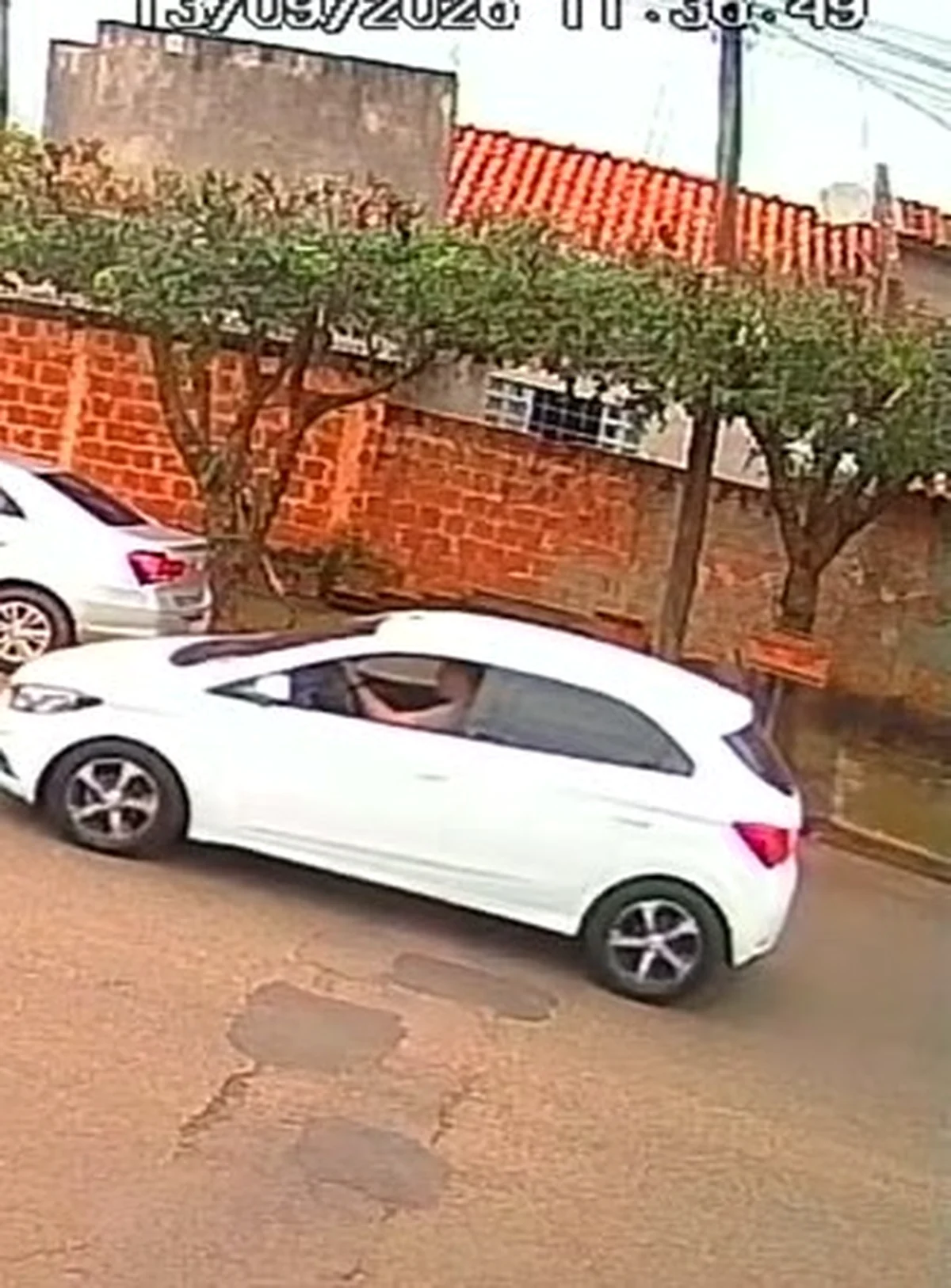 Novas imagens podem ajudar polícia a refazer fuga após acidente em Andradina